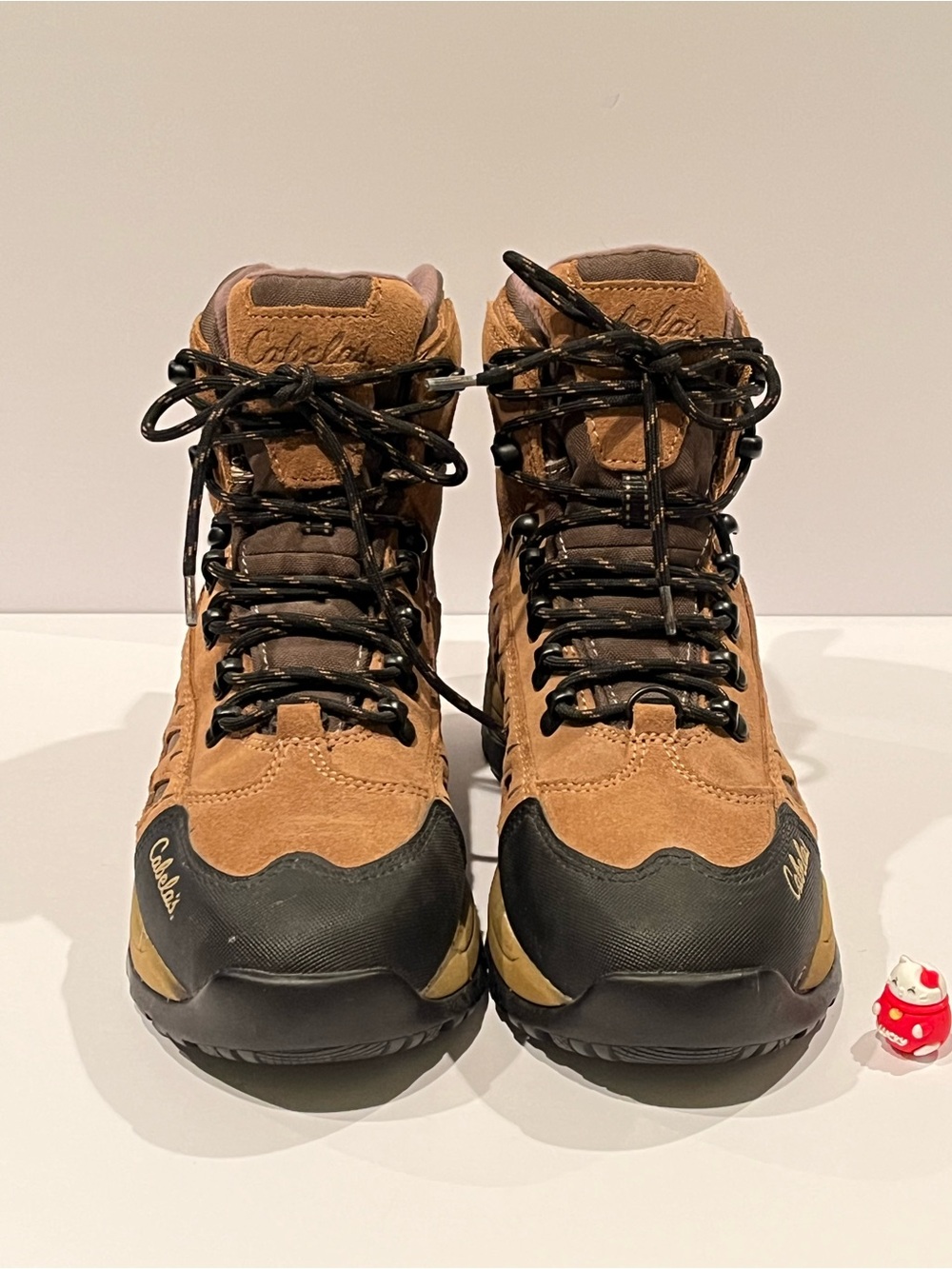 Cabela’s Dry-Plus Waterproof Hiking Boots | Women’s Size 9 Mid-Top Brown Suede